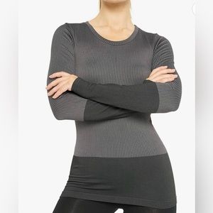 Athleta Flurry Base Layer Long Sleeve Top, size medium
